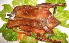 深圳手撕烤鸭培训加盟/去哪里学穿骨香手撕烤鸭好呢