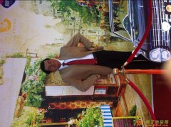 蜡型出租李小龙成龙蜡型 哆啦a梦 小黄人 花车女王卡通