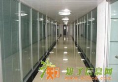 安装写字楼隔断，打玻璃隔断，北京玻璃多功能隔断价格