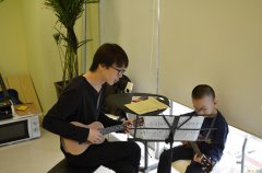 国贸十里河成人少儿学习架子鼓,吉他钢琴桔子树音乐免费体验