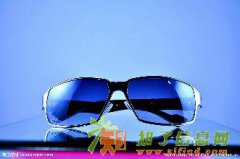 美啦啦太阳镜加盟 小本致富的机遇