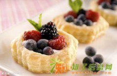 东莞西点培训学校抹茶控们你爱的抹茶泡芙来啦~