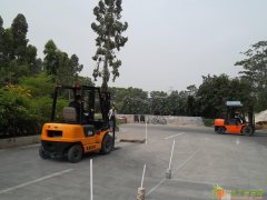 南汇奉贤崇明叉车培训电焊工培训挖掘机培训熟练工考证