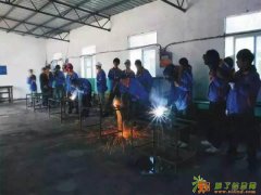 金亚学校电工电焊11月份开班考试啦