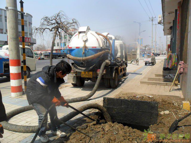 吴江抽粪(清理厂区化粪池)抽污水