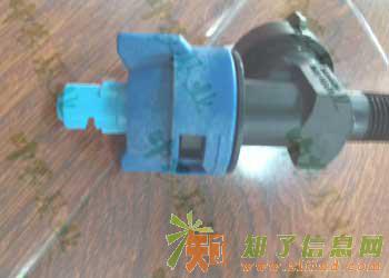 畜牧喷淋头简易安装，让你的牛场凉快凉快再凉快