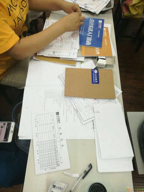 丹阳会计零基础做账报税好学吗学完能做会计吗？