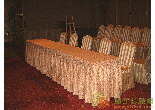提供宴会椅租赁长条桌租赁古典家具租赁