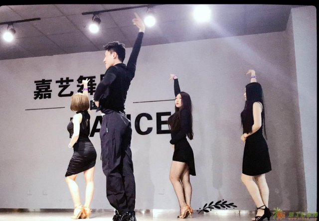 西安西郊舞蹈教练舞蹈老师培训