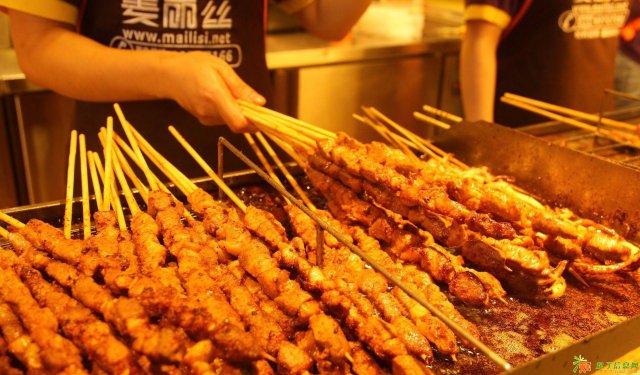 串烧小吃饮品加盟麦丽丝费用1万左右