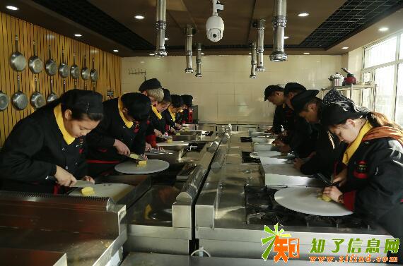 哈尔滨适合初中男生学的手艺一哈尔滨新东方告诉你