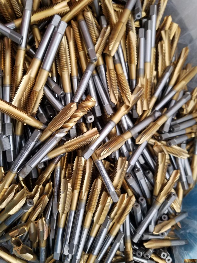 昆山二手钨钢铣刀钻头高价回收上门收购