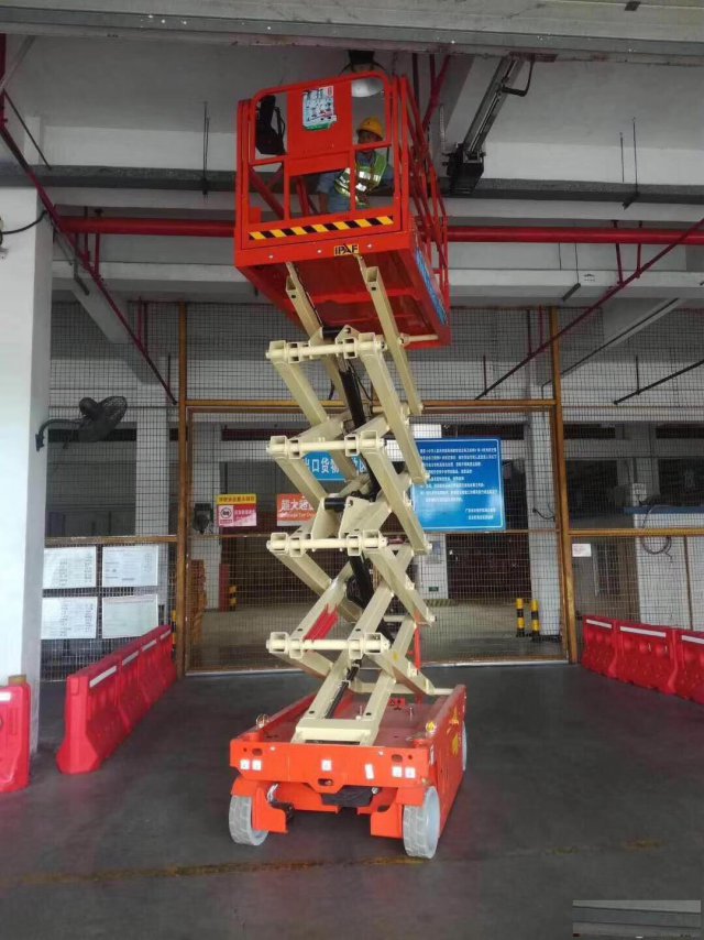 高埗升降平台，剪叉升降机，云梯车，升降车出租