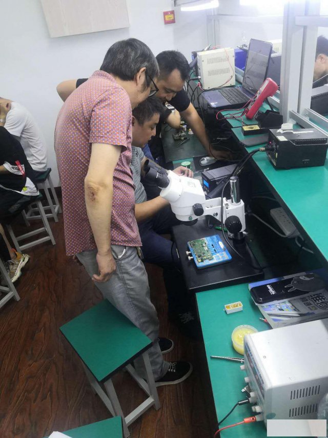 电子科大手机维修培训，成都手机主板芯片维修培训