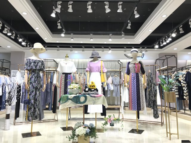 品牌折扣女装尾货批发进货渠道折扣走份库存