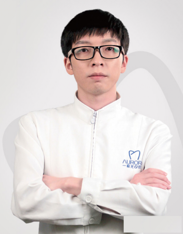 极光口腔唐浩谈拔牙之后应如何护理牙齿