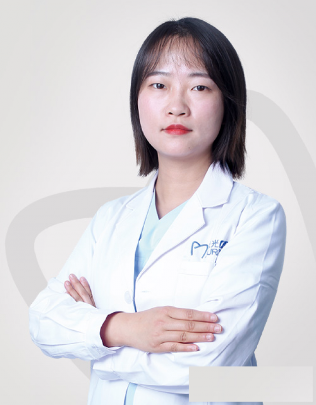 极光口腔张思诗谈隐适美