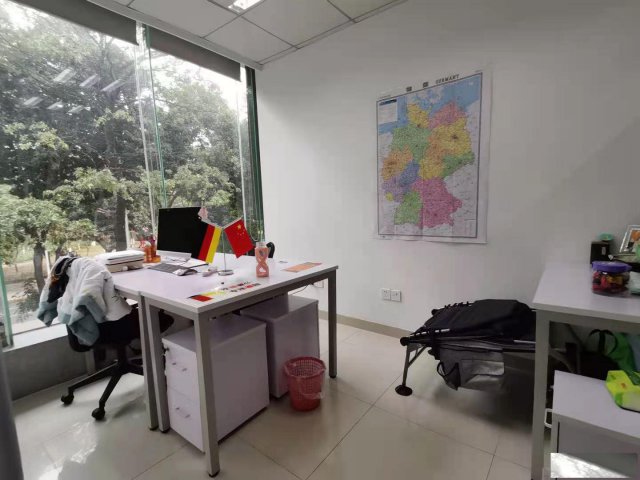 鸿福路399元每月独立办公室出租可设立公司