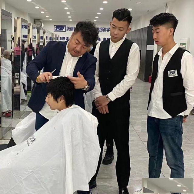 美发学校技能培训高端品牌统丽