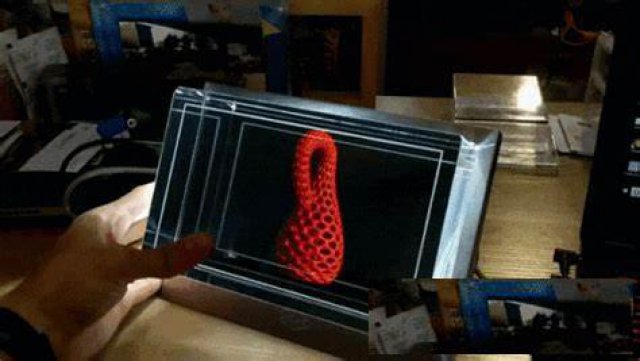 LookingGlass8K沉浸式显示器