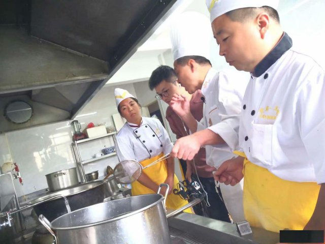 玉鼎学校教的牛肉面味道正宗吗