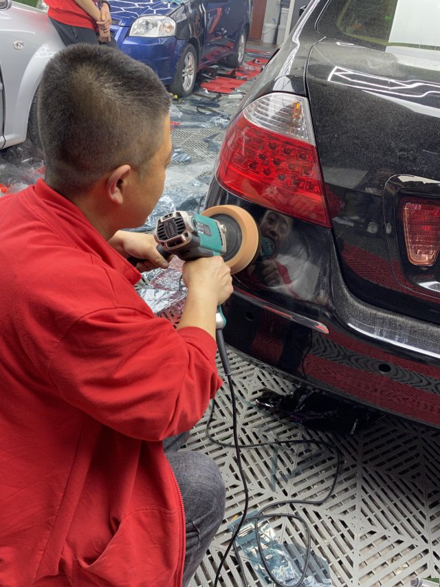 汽车美容抛光有什技巧？