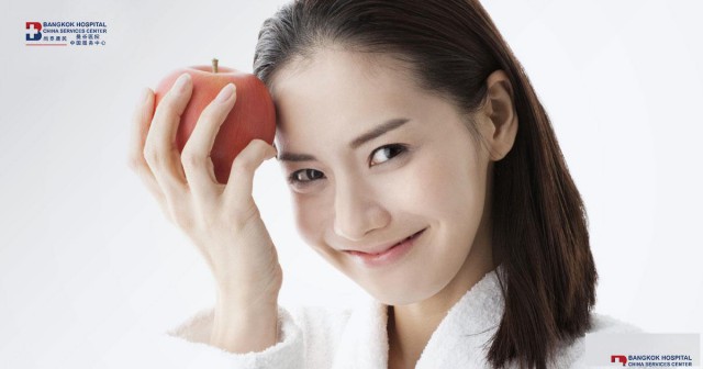 曼谷医院整形和重建中心内窥镜前额和眉毛提升术