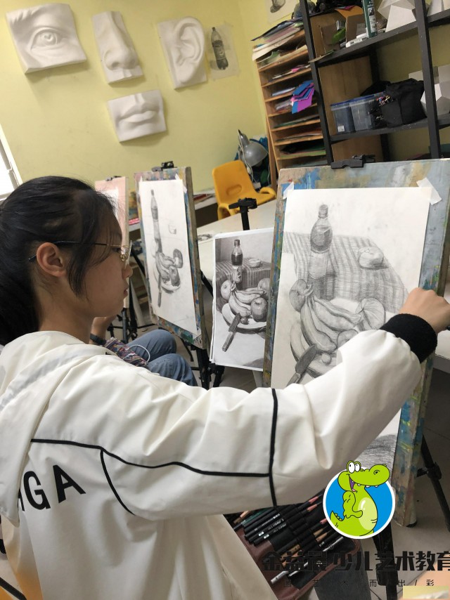 素描艺考学习几何透视学习快来科技城文体中心金益晨