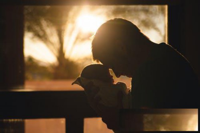 重庆翔华教育：父亲是力度，母亲是温度