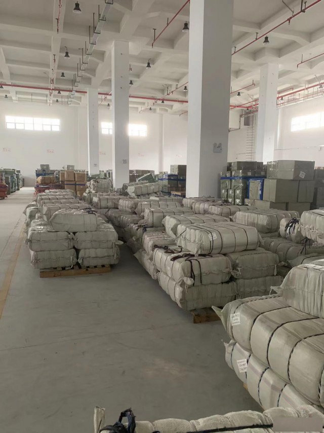 行李箱旅行箱到印尼整柜运输方案