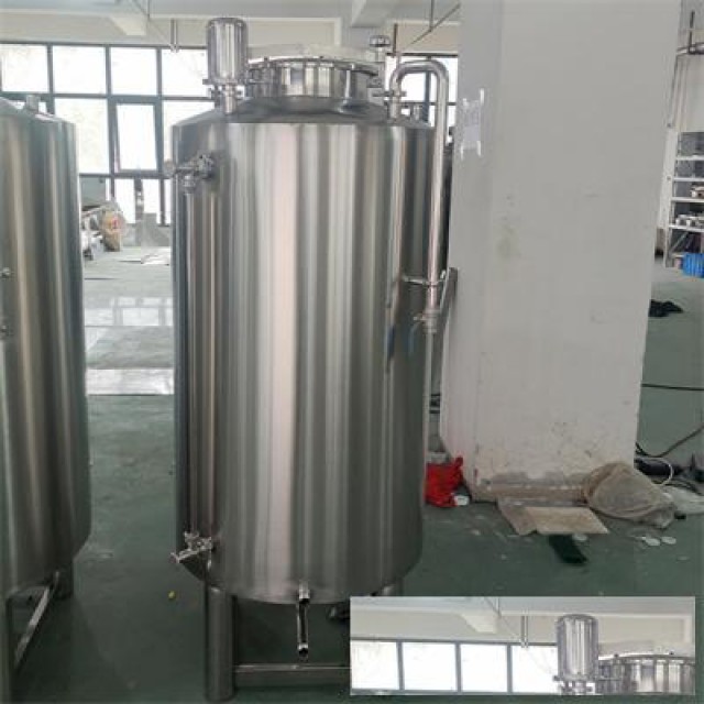 如皋市鸿谦果酒储酒罐储酒不锈钢罐以质取胜做工精细