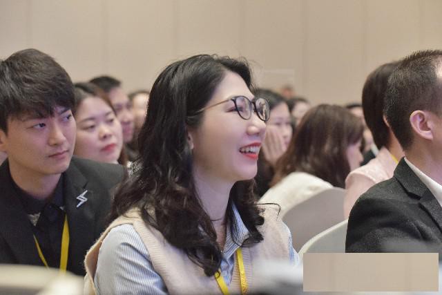 大印文化：演讲中如何活跃气氛？