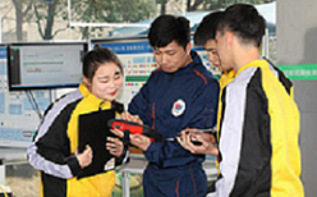 学汽车维修技术来乌鲁木齐万通！