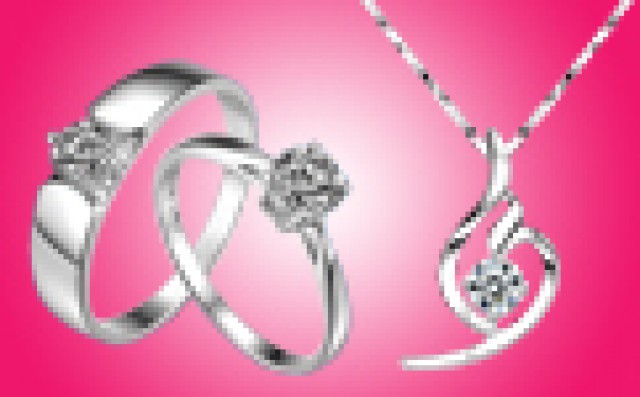 PT950铂金钻石饰品铂金钻石戒指手链吊坠回收价格裸钻