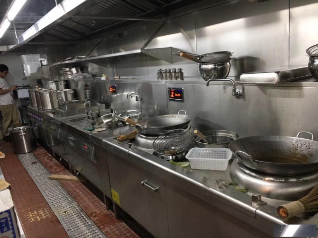 厨房设备专业回收长期高价上门回收饭店设备