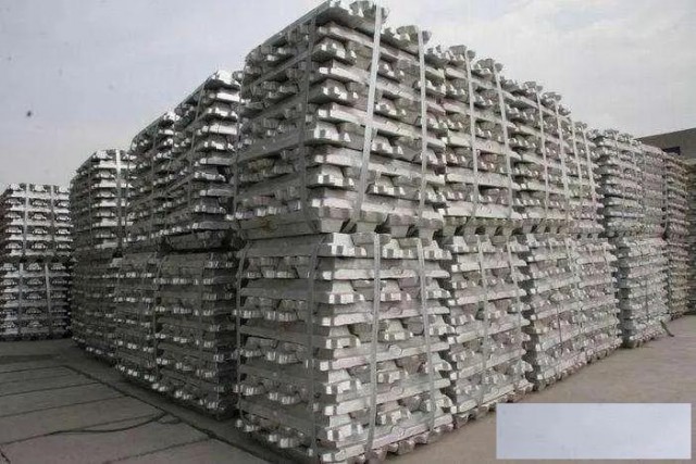 跨越障碍，青岛港铝锭进口清关代理