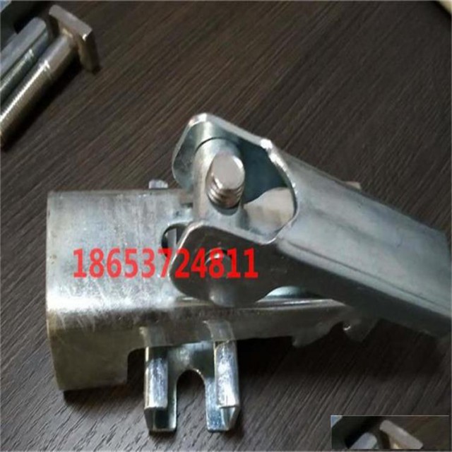 不锈钢夹持器防溢裙板专业夹持器角铝夹持器济宁夹持器