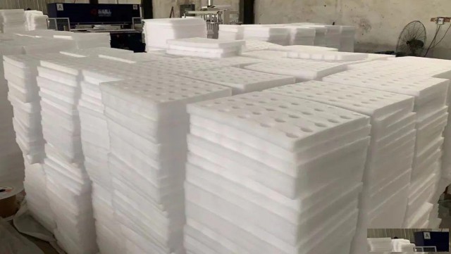 珍珠棉卷材品质优劣的鉴别方法