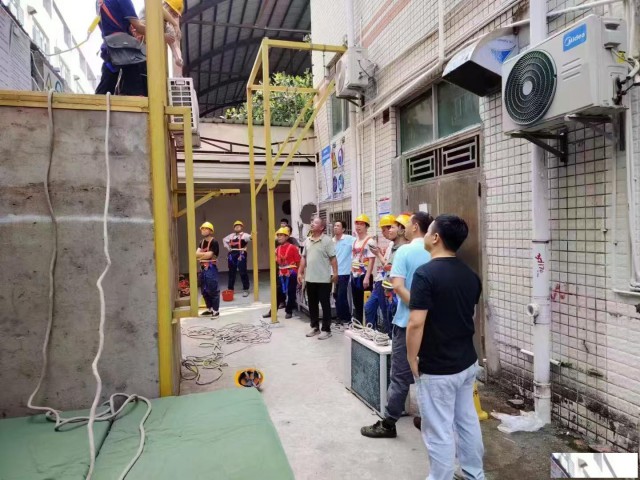 深圳龙华哪里有电工焊工叉车等培训？