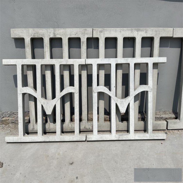 高铁水泥护栏做工精致坚固耐用铁锐供货有保障