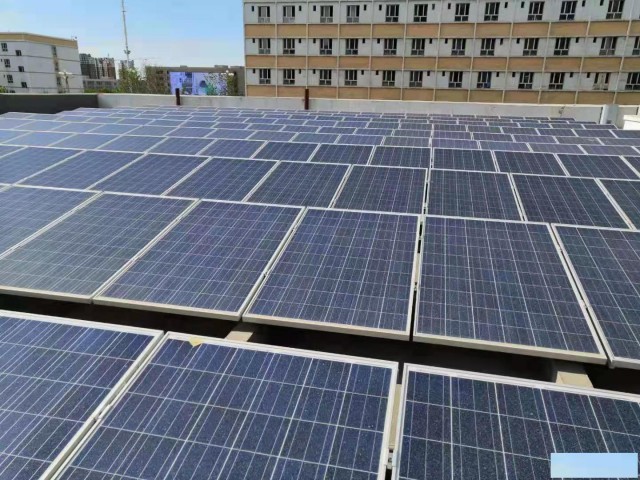 光伏板回收找澳晶新能源