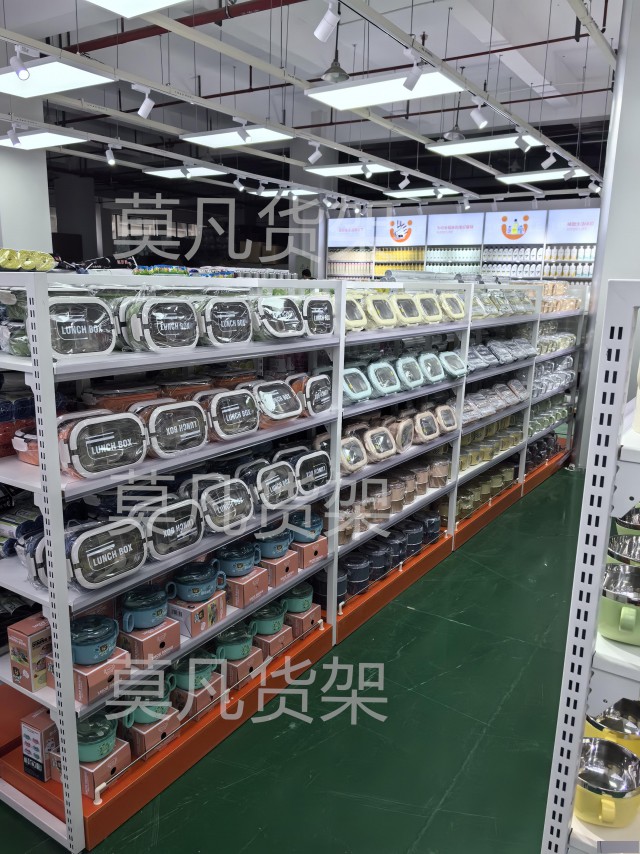 还在发愁精品店货架设计装修不知道怎么设计布局吗