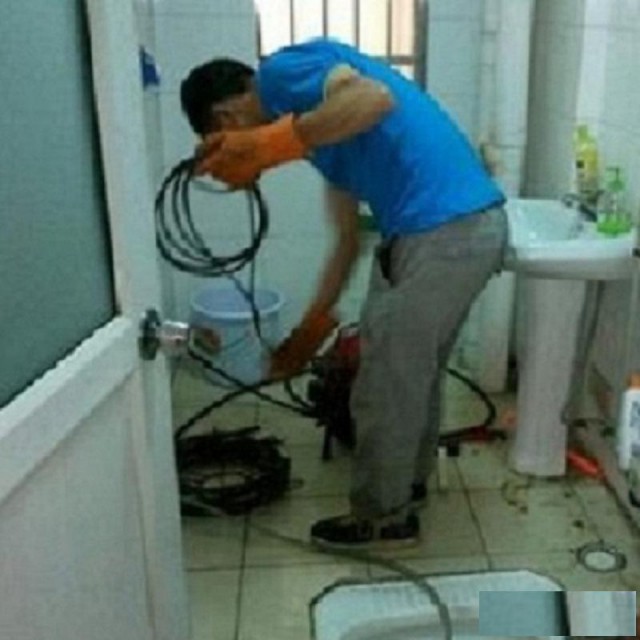 徐汇管道疏通清洗格栅井清理下水道维护保养