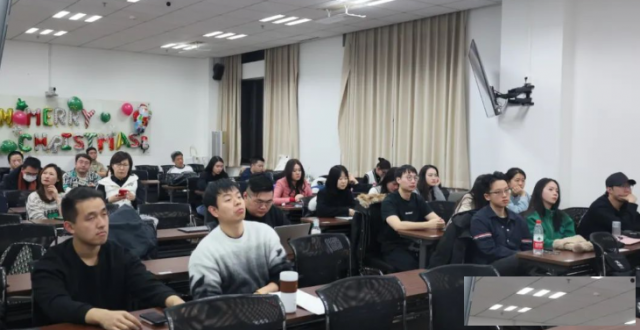 CFA/CPA，申请人大女王中外合作办学金融硕士加分项