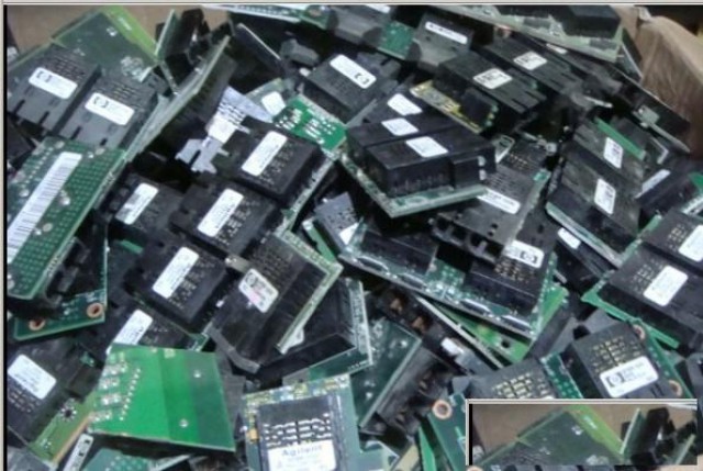 回收电脑交换机服务器线路板投影机显卡IC芯片