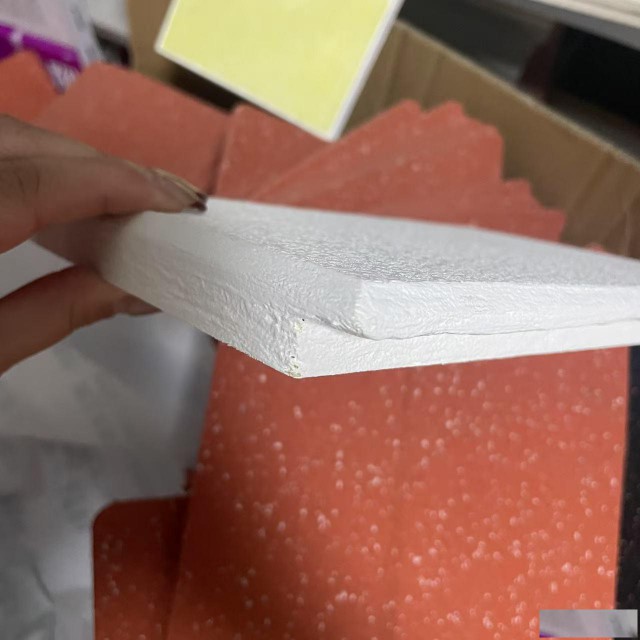 玻纤天花吸音板新款办公室隔音板吊顶装饰天花板玻璃纤维吸声棉材