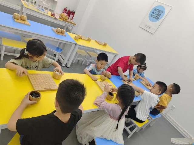 渭南少儿培训渭南中碁国际少儿围棋培训学校招生了