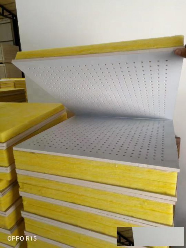 优质复合穿孔吸音板硅酸钙板复合机房专用阻燃吸音板源头厂家供应