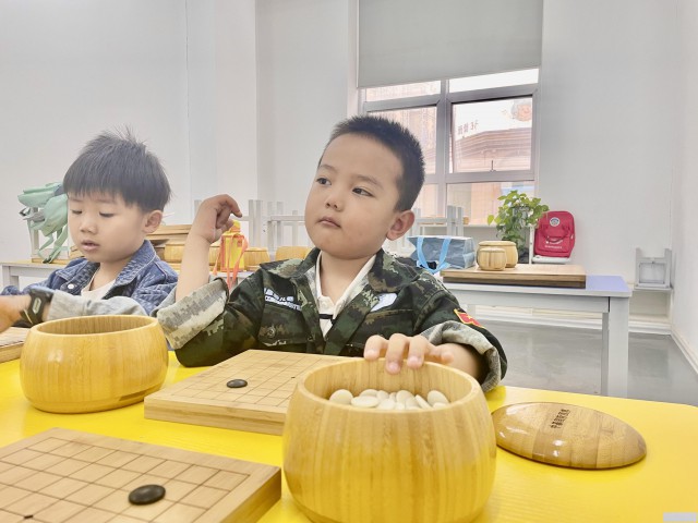 渭南硬笔书法培训，渭南中碁国际少儿围棋培训