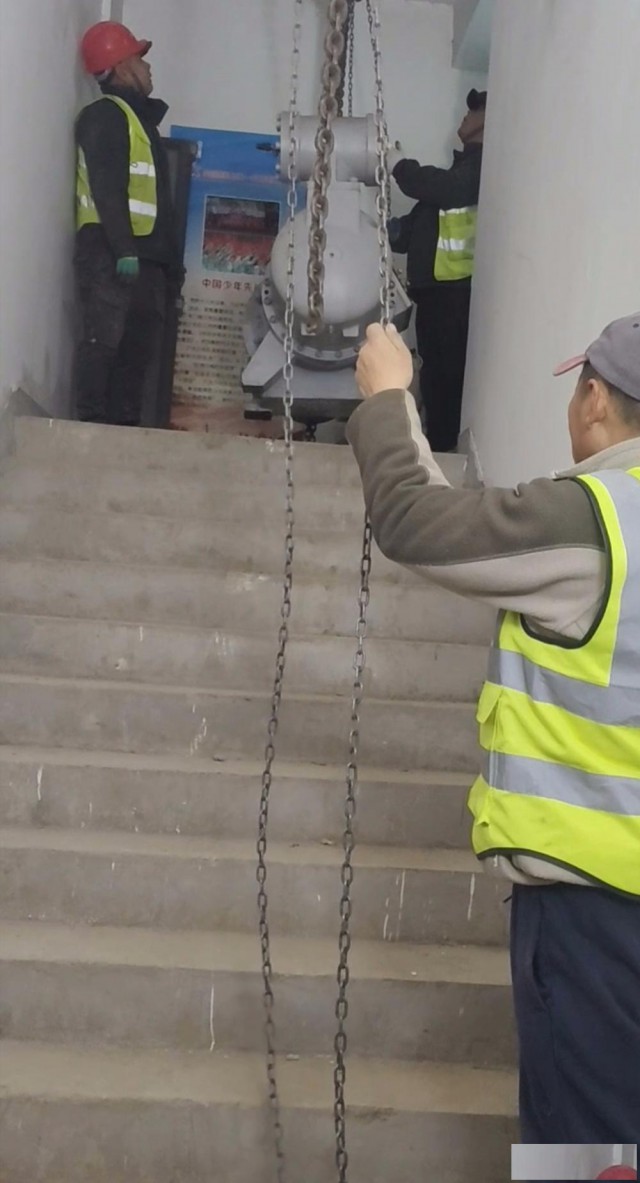 北京起重吊装搬运各种精密设备